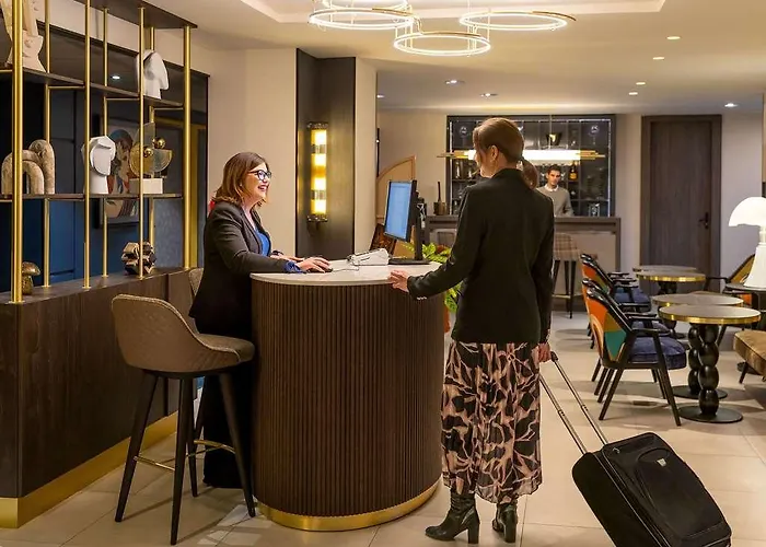 Ibis Styles Saint-quentin Hotel